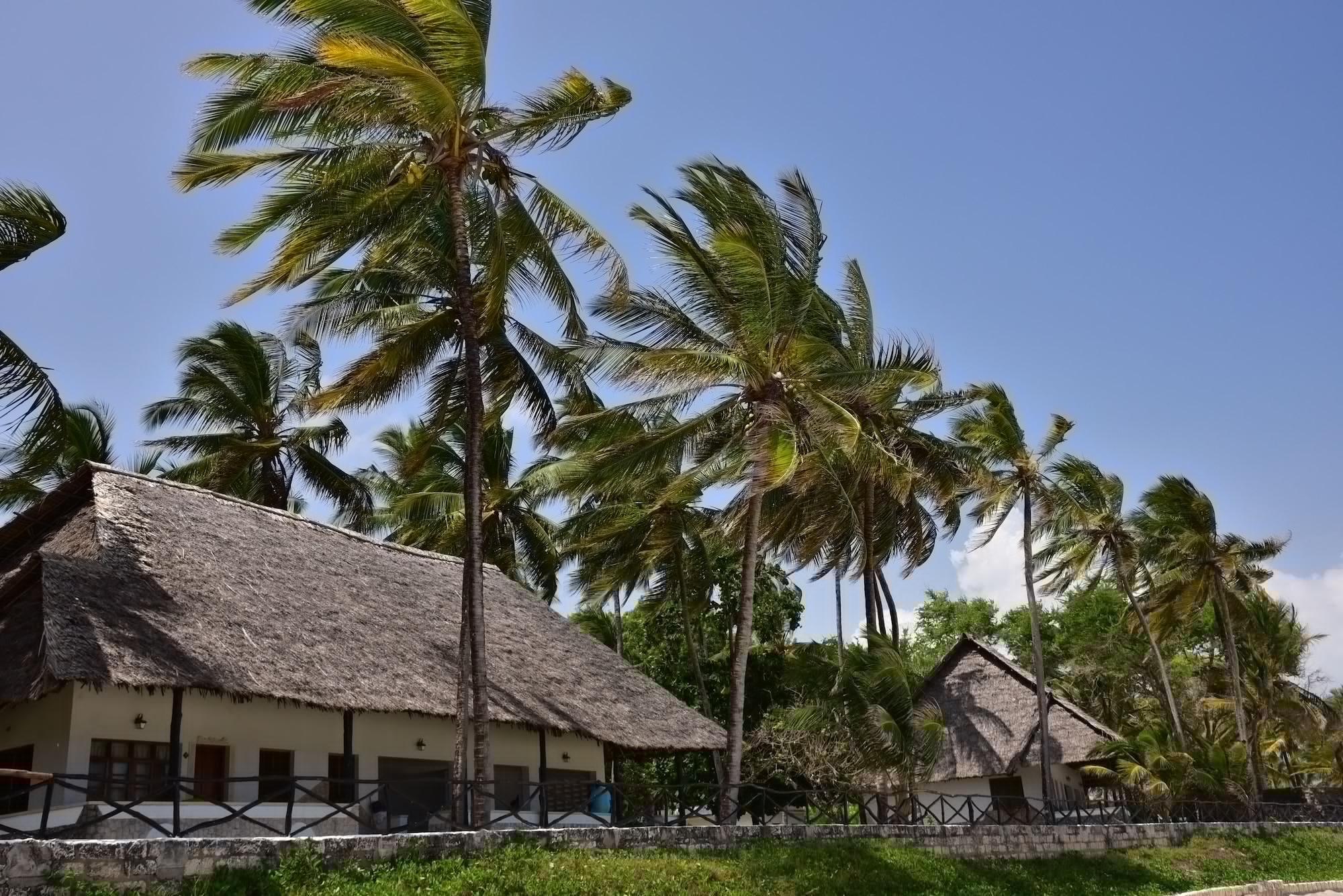 Kilifi Bay Beach Resort Bagian luar foto